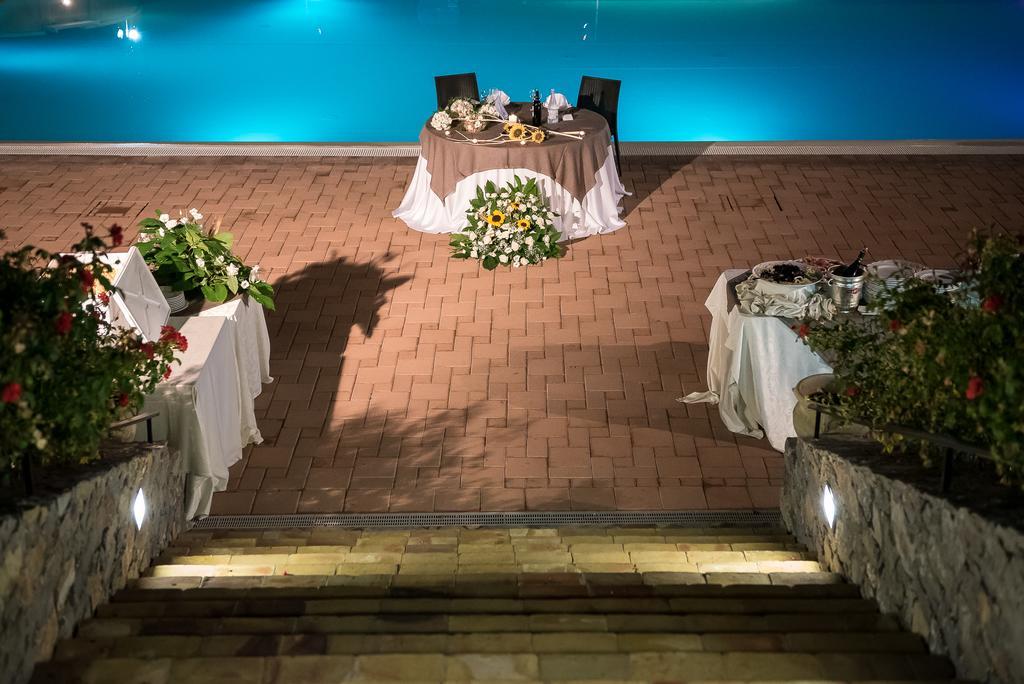Valle Himara Guest House Piana Degli Albanesi Ngoại thất bức ảnh
