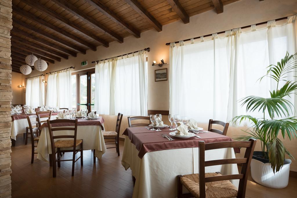Valle Himara Guest House Piana Degli Albanesi Ngoại thất bức ảnh
