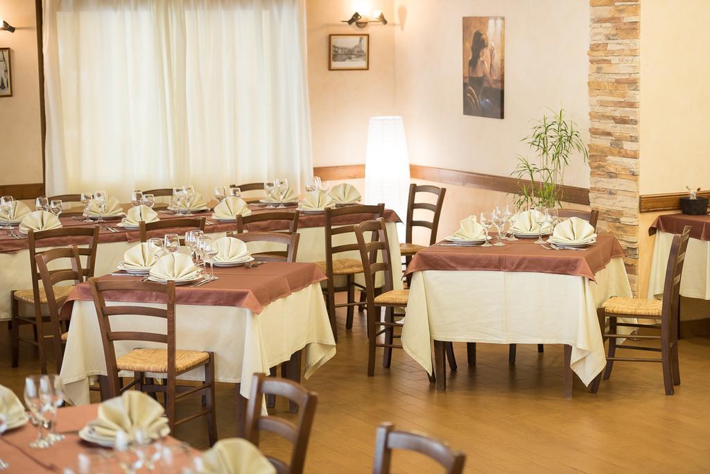 Valle Himara Guest House Piana Degli Albanesi Ngoại thất bức ảnh
