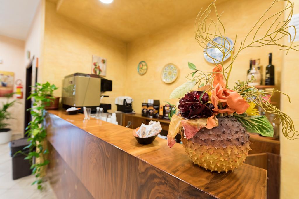 Valle Himara Guest House Piana Degli Albanesi Ngoại thất bức ảnh