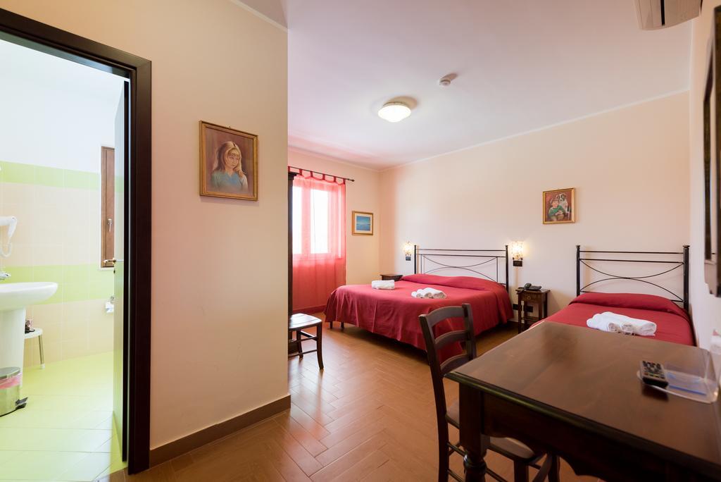 Valle Himara Guest House Piana Degli Albanesi Ngoại thất bức ảnh